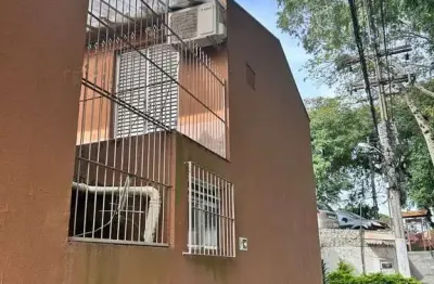 Casa em condomínio fechado com 1 quarto à venda na Rua Mura, 356, Guarujá, Porto Alegre