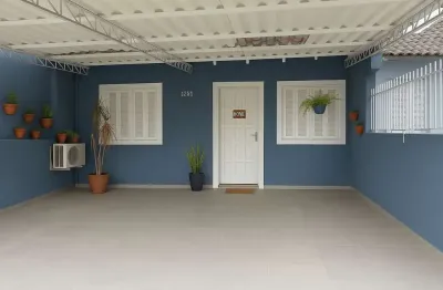 Casa com 2 quartos à venda na Rua Nogueira, 823, Jardim do Bosque, Cachoeirinha