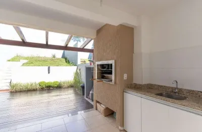 Casa para venda - 168m², 3 dormitórios, sendo 1 suites, 2 vagas - imperial park