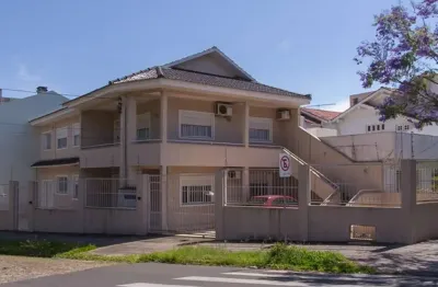 Casa com 5 quartos à venda na Praça Alfred Sehbe, 122, Vila Ipiranga, Porto Alegre