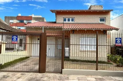 Casa 3 dormitórios no bairro teresópolis em porto alegre para alugar