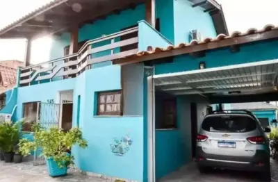 Casa com 3 quartos na rua josé grimberg, zona norte de porto alegre