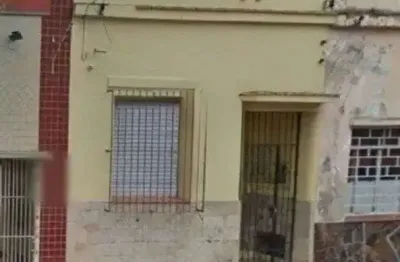 Casa com 3 quartos e 110m² à venda na cidade baixa, porto alegre.