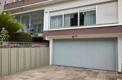 Casa de alvenaria, 4 dormitórios, 2 suítes, bairro cristal.