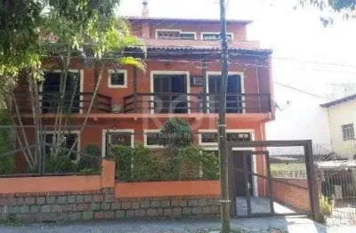 Casa para venda - 220m², 4 dormitórios, sendo 1 suites, 2 vagas - tristeza