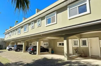 Linda residência com 3 dormitórios e 1 suíte no bairro tristeza para venda.