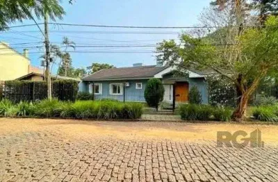 Casa em porto alegre, no bairro ipanema, e 0 banheiros, à venda.