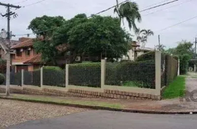 Casa em porto alegre, no bairro ipanema, com 3 dormitório(s), e 3 banheiros, à v