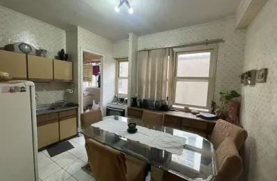 Apartamento 3 quartos com elevador no centro de Porto Alegre para Comprar