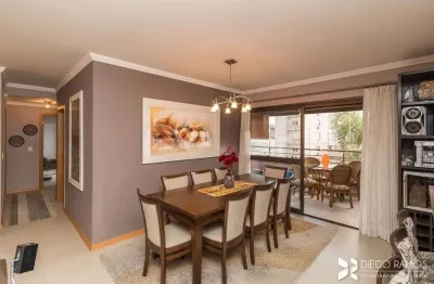 Apartamento de frente com 3 dormitórios e vista do pôr do sol, no bairro menino deus