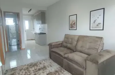 Casa com 2 quartos à venda na Rua Sete Mil e Dezesseis, 295, Hípica, Porto Alegre