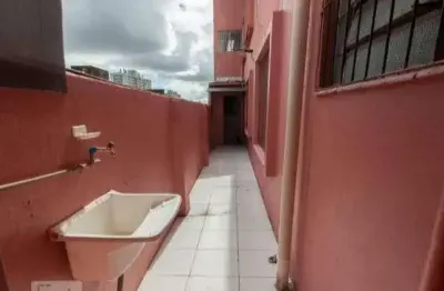 Apartamento 3 dormitórios com amplo espaço para pets no bairro azenha