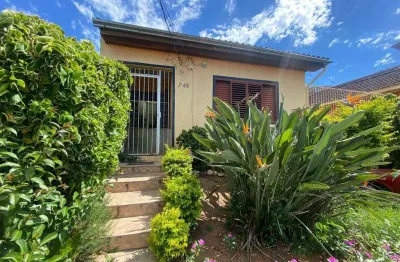 Casa com 3 quartos à venda na Avenida Veiga, 743, Coronel Aparício Borges, Porto Alegre
