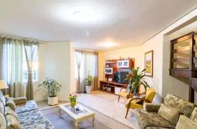 Casa com 3 quartos à venda na Rua Frederico Etzberger, 207, Nonoai, Porto Alegre