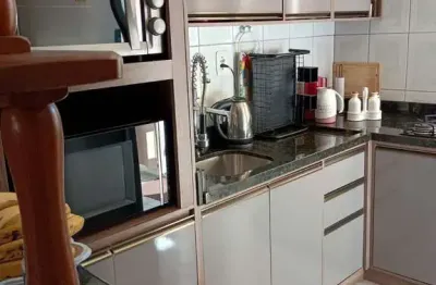 Excelente sobrado de 02 dormitórios, Bairro Rio Branco, Canoas/RS