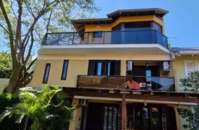 Casa em condomínio fechado com 4 quartos à venda na Avenida Juca Batista, 1492, Ipanema, Porto Alegre