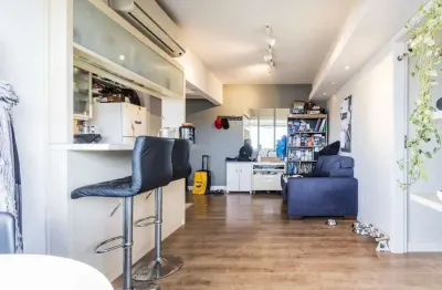 Ótimo apartamento com 2 dormitórios, bem localizado no bairro Bela Vista