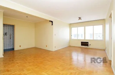 Venda Apartamento de três dormitórios, 01 vaga de garagem, com elevador