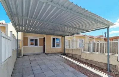 Casa com 2 quartos à venda na Rua Sete Mil e Quatorze, 57, Restinga, Porto Alegre