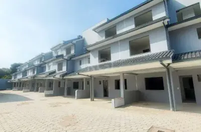 Vende-se casa em condomínio com 4 dormitórios (2 suítes), 3 vagas – Tristeza