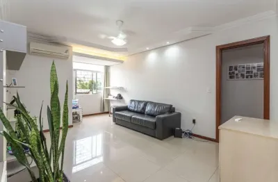 Apartamento com 3 quartos à venda na Avenida do Forte, 942, Vila Ipiranga, Porto Alegre