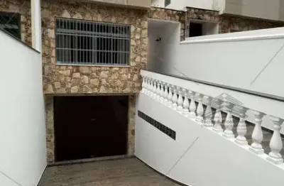 Sobrado a venda de 193 m² na ipiranga, 4 dormitórios, 1 suíte, 4 banheiros com box, 4 vagas, quartinho depósito, sala de estar, sala de jantar