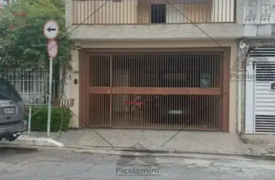 Sobrado para locação na mooca de 300m², 3 dormitórios, 5 banheiros, lavanderia, varanda, ar condicionado, moveis planejados, 2 vagas de garagem