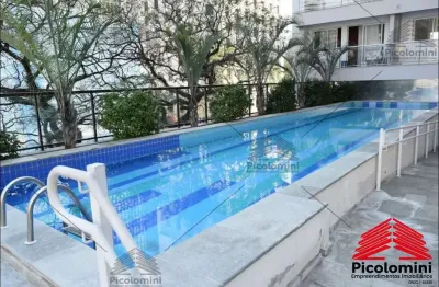 Apartamento studio mobiliado à venda no centro, 1 quarto, sala com varanda, 1 banheiro, 1 vaga de garagem, lavanderia, piscina, academia e mais