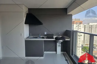 Apartamento a venda a 200 metros do metrô alto do ipiranga, 3 dormitórios com 2 suítes, 2 vagas de garagem , andar alto.
