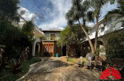 Casa comercial e residencial 10mx50m venda e locação no brooklin, 5 quartos, 2 suítes, 5 vagas. ambientes amplos e repleto de armários planejados