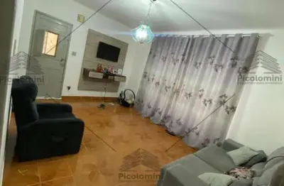 Casa térrea na jardim quarto centenário com amplo terreno para investimento, 3 dormitórios, próximo ao parque do carmo