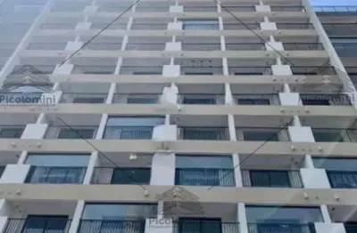 Apartamento à venda no centro em frente o metrô luz, 30 metros, 1 quarto,  sala com cozinha e sacada, 1 banheiro, 1 vaga, piscina, salão festas e mais
