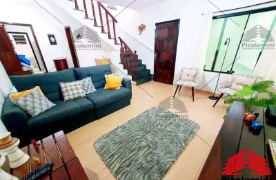 Sobrado à venda vila formosa com 3 quartos, 3 suítes, escritório, cozinha planejada, quintal com churrasqueira, 5 banheiros, 2 vagas e 134m²!