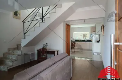 Sobrado na mooca, 3 quartos, 2 suíte, sala de estar, lavabo, 4 banheiros, edícula com banheiro, churrasqueira, 8 vagas, próximo à av. paes de barros