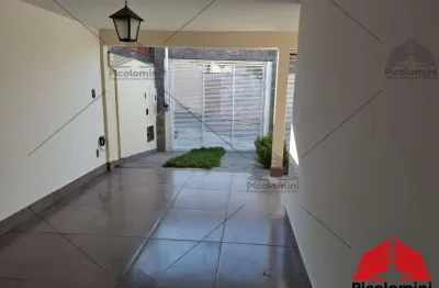 Sobrado a venda na mooca de 205m², 2 quartos, 1 banheiro, lavanderia, área de serviço, sala, cozinha