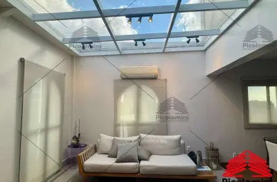 Cobertura estilo top house,175 m²,tatuapé,03 suites,03 salas,área gourmet espaçosa,sacada,cozinha planejada,ar condicionado,03 vagas com depósito.