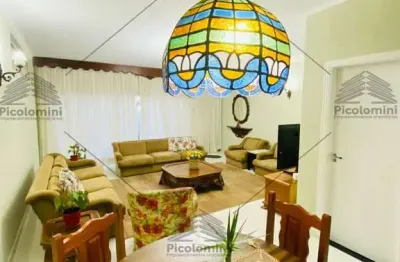 Casa térrea com terreno de 10x50, vila alpina, excelente localização, 5 quartos, suítes, edícula, sala 3 ambientes, jardim com pomar, área de serviço