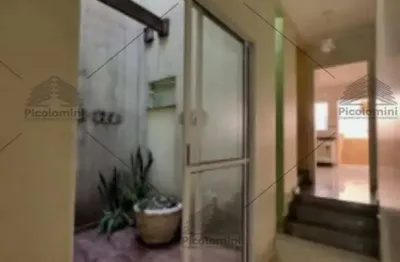 Sobrado a venda no jardim independência, 3 dormitórios com 1 suite, 2 vagas, 3 banheiros, a 900 metros da estação oratório do metrô