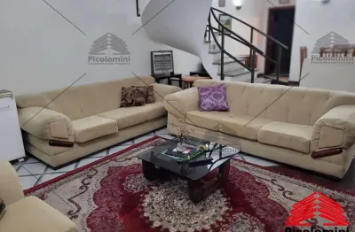 Sorado mooca,3 quartos,1 suite,sala 2 ambientes,copa cozinha,quintal com churraqueira,edicula com 2 quartose 1 banheiro,3 garagens