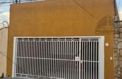 Casa térrea tatuapé com 3 quartos e 2 suítes, sala ampla, cozinha, 2 vagas de garagem. quintal com churrasqueira