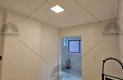 Apartamento à venda saúde, 2 quartos, sala 2 ambientes, cozinha e dispensa, 2 banheiros, 1 vaga, 68m², salão de festas e playground. próximo ao metrô