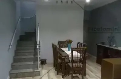 Sobrado à venda vila ema, 174 m2 , 3 quartos, armários planejados, copa/cozinha, área gourmet, academia, 2 vagas de garagem