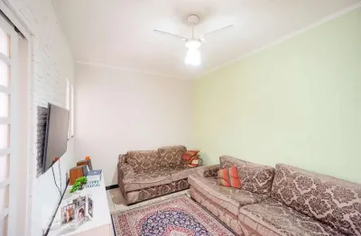 Casa com 4 quartos à venda na Rua Ângelo Agostini, 71, Vila Ema, São Paulo
