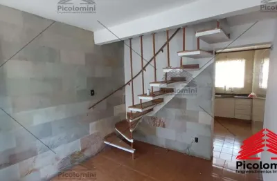 Sobrado moóca,2 quartos, sala ,cozinha,1 banheiro, quintal, próximo a escolas ,comércio em geral