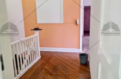 Aluguel e venda de casa no alto da mooca -: 2 quartos, 1 sala, 1 banheiro! piso superior, residencial ou comercial, no térreo amplo salão, cozinha, wc