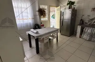 Sobrado mooca ,otima localizacao,2 quartos,2 banheiros,sala,cozinha ampla,quintal.