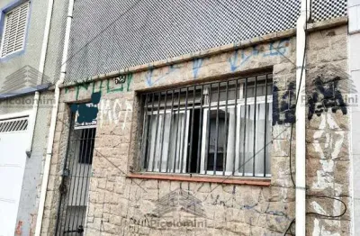 Casa à venda na vila prudente: 2 quartos, 1 sala, 2 banheiros, 90m² de área.