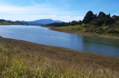 Loteamento privado a beira da represa com vista espetacular