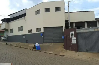 4 salões com uma casa pequena a venda, em bom jesus dos perdões