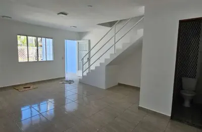 Casa para locação em atibaia-sp, bairro jardim do lago! 2 quartos, 2 suítes, 2 salas, 2 vagas de garagem. confira!